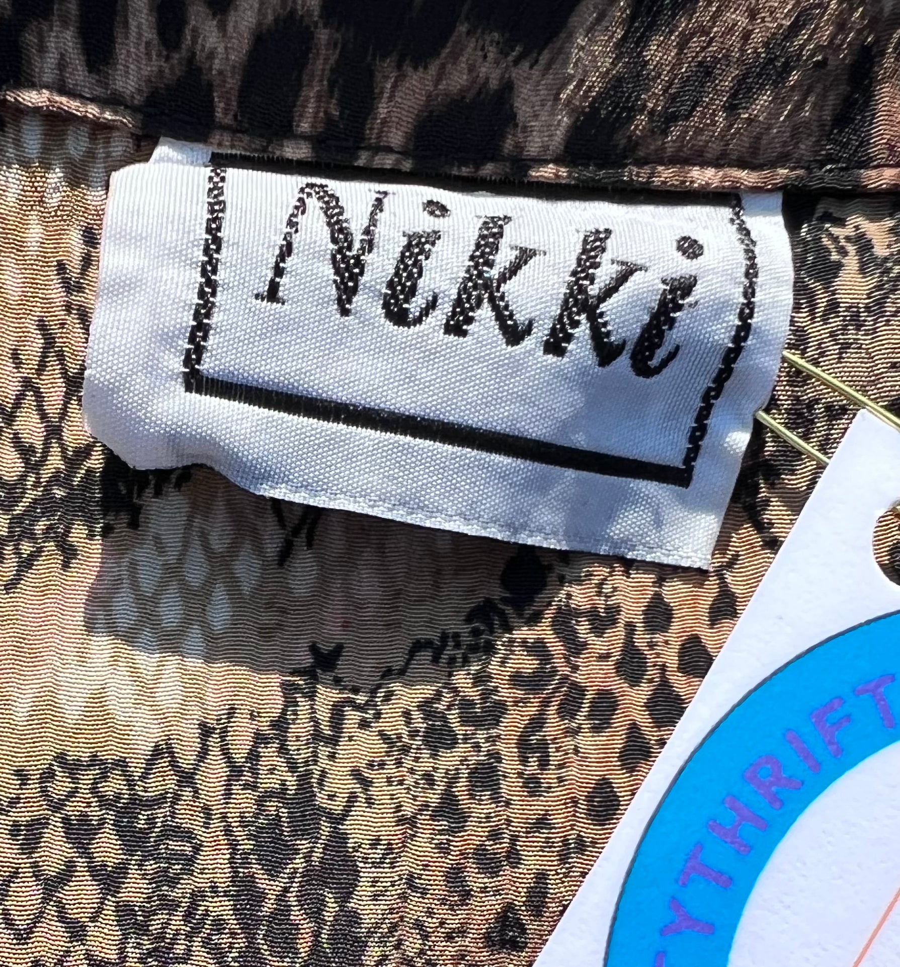 Nikki Cheetah Button Up (L)